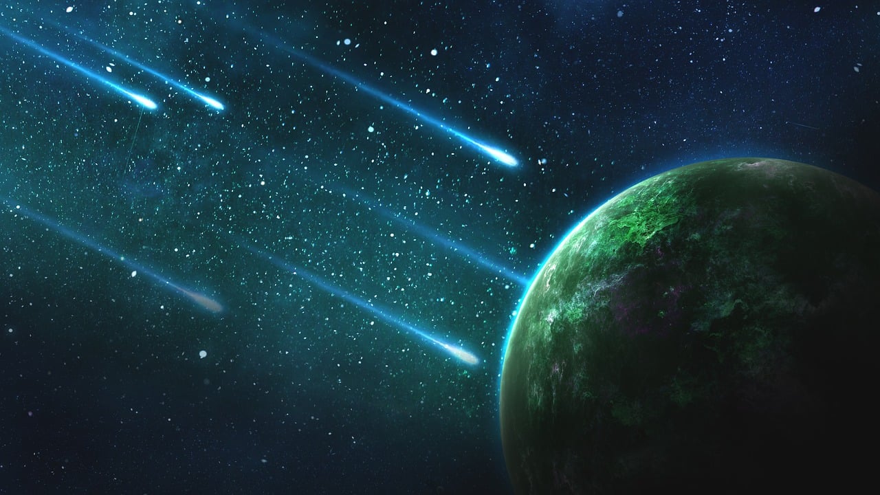 揭秘宇宙新星诞生之旅，最新彗星揭示神秘面纱下的新星世界